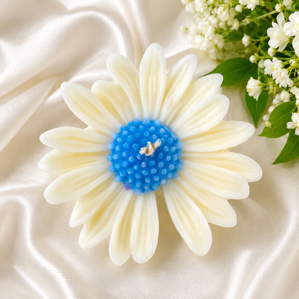 Daisy Candle